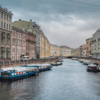 Мойка, Фонтанка и другие каналы Петербурга на теплоходной прогулке с экскурсионным бюро «Парус»