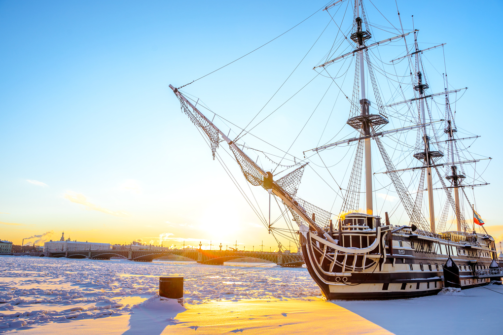 frigate-ship-embankment-st-petersburg-frozen-neva-river-winter-snow