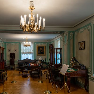 grand-menshikov-palace-1710-oranienbaum-lomonosov-saint-petersburg-russia (2)