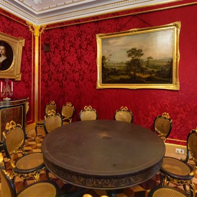 interior-of-the-palace-oranienbaum-the-grand-menshikov-palace-1710-in-oranienbaum