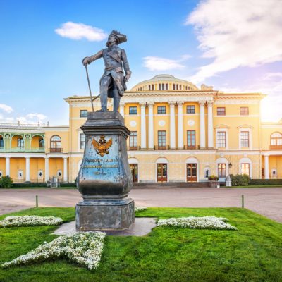 Monument to Emperor Pavel  in Pavlovsk  in St. Petersburg