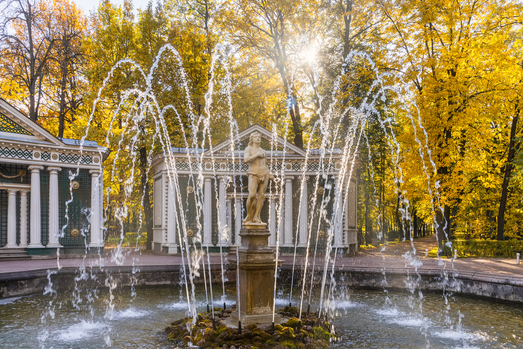 peterhof-russia-adam-fountain-peterhof-park-sunny-autumn-day