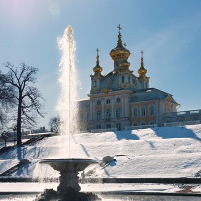 Test launch of fountains in the Peterhof palace and park complex. Snow and fountains