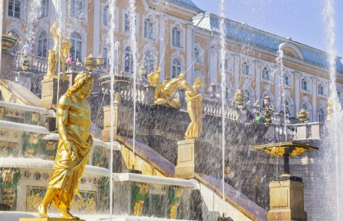 Grand cascade in Pertergof, St-Petersburg, RUSSIA. Golden statues fountain in Peterhof Palace