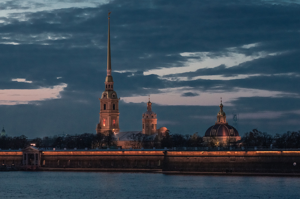 Закат над Петропавловской крепостью