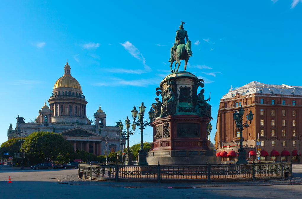 Памятник императору Николаю I в Санкт-Петербурге