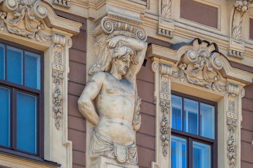 sculpture-facade-house-historical-center-st-petersburg