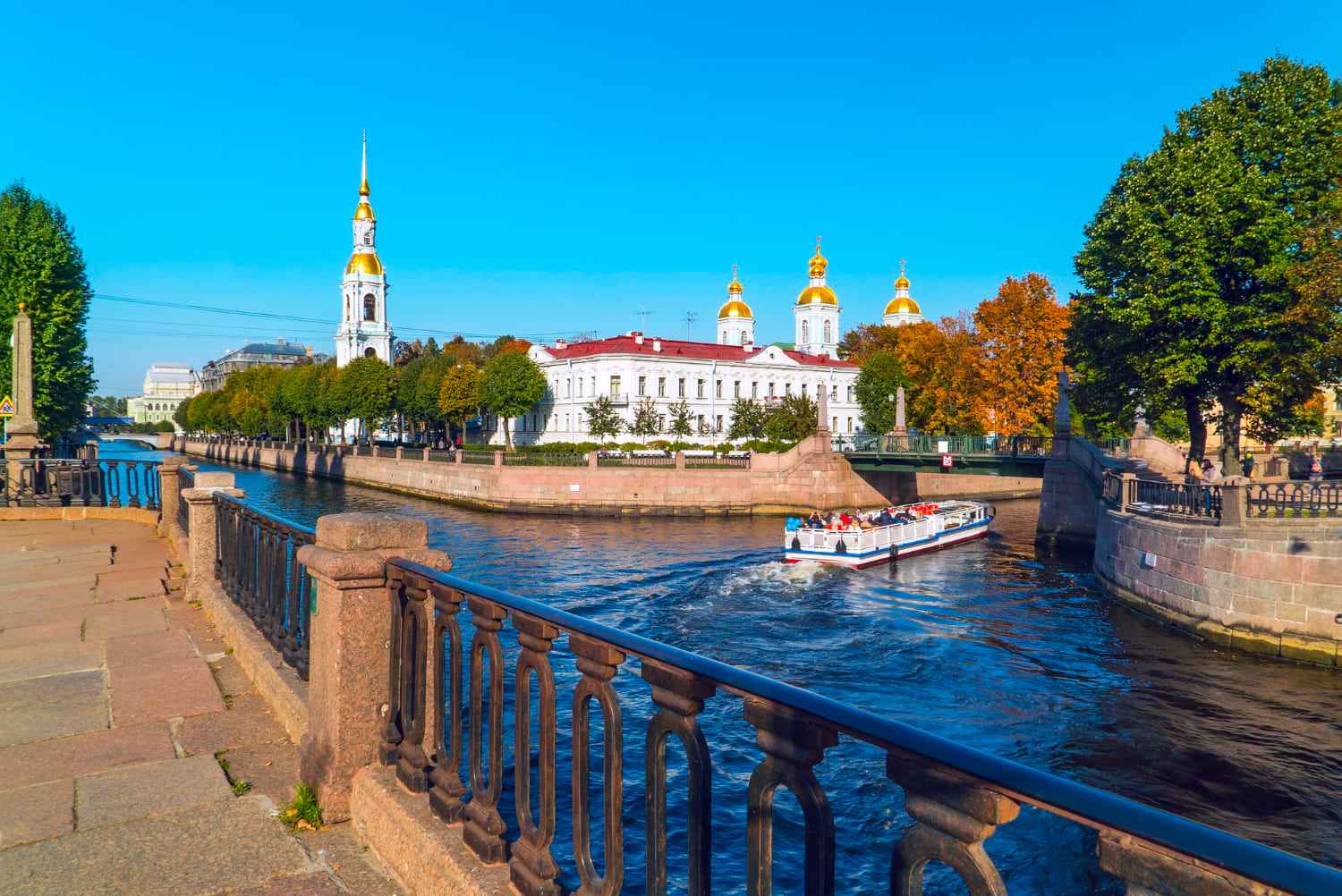 Водные прогулки